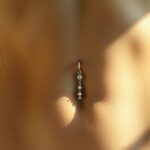 Navel Piercings: Comeback of a ’90s Trend 90s style belly button resurgence