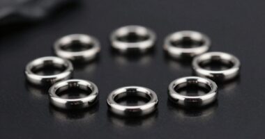 top titanium lip piercings