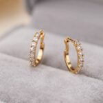 The Tiny Photography Upgrade That Makes Jewelry Look Way More Expensive close up jewelry photography enhancement