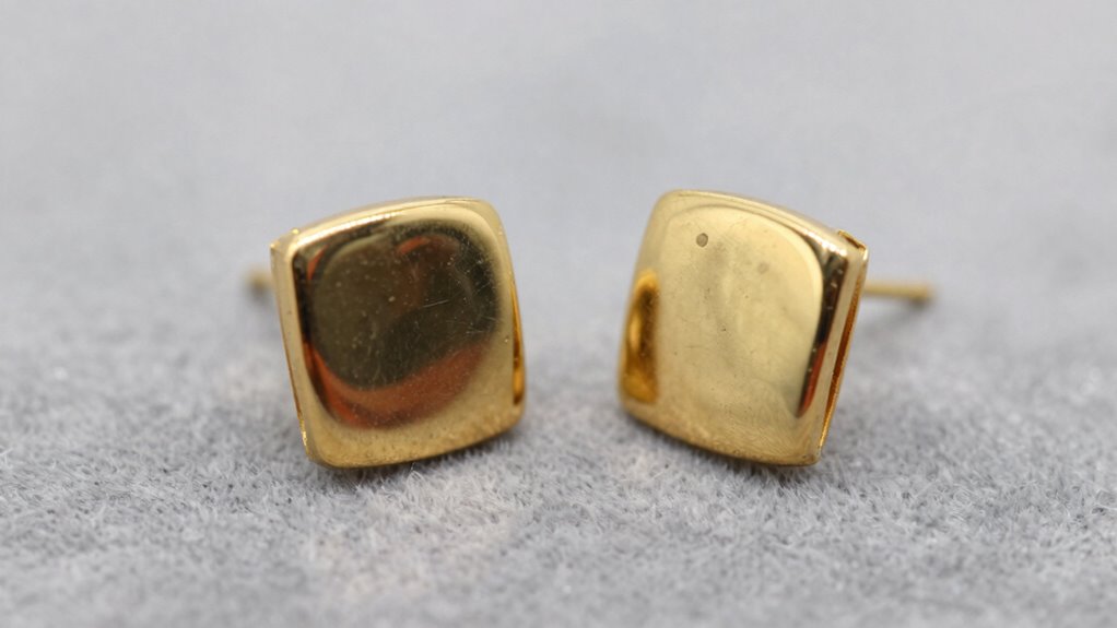gold purity influences appearance