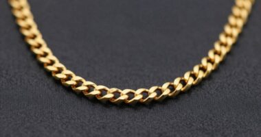 protecting gold from tarnish