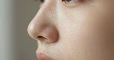 nostril placement for profile