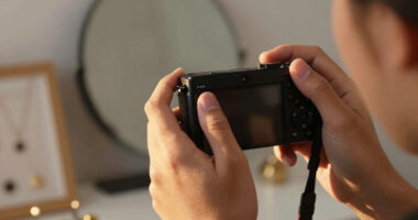 10 Best Mirrorless Camera for Body Jewelry in 2026