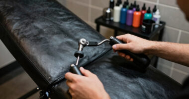 11 Best Hydraulic Tattoo Chairs for Piercing Studios in 2026