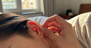 14 Best Titanium Tragus Studs for Sleeping in 2026